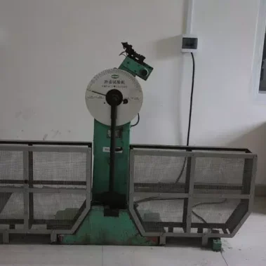 Charpy impact test machine