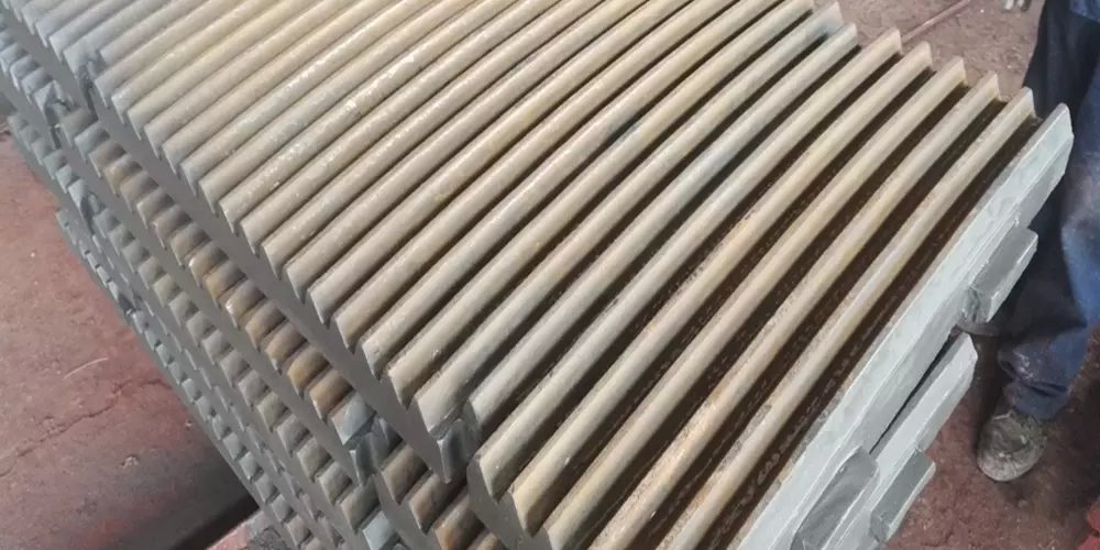 HOW TO CHANGE CRUSHER JAW PLATe HOW TO CHANGE CRUSHER JAW PLATe